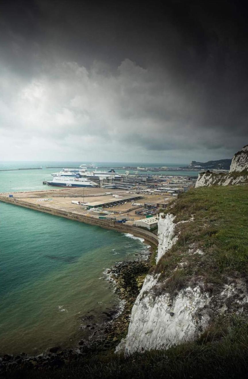 D & A Short Breaks - St Margarets Bay, Dover Hotel Saint Margaret's at Cliffe Exterior photo